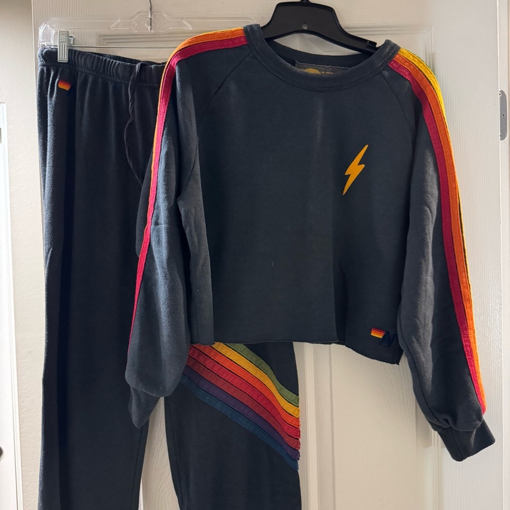 Aviator nation crop crew neck and drawstring sweats set